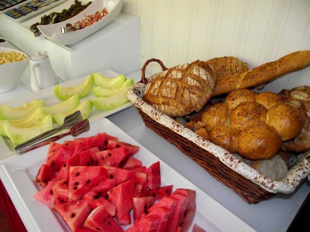קוסדסי Akman Hotel מראה חיצוני תמונה