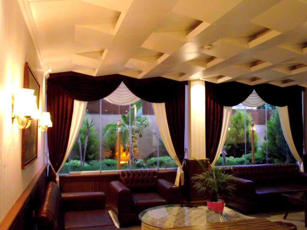 קוסדסי Akman Hotel מראה חיצוני תמונה