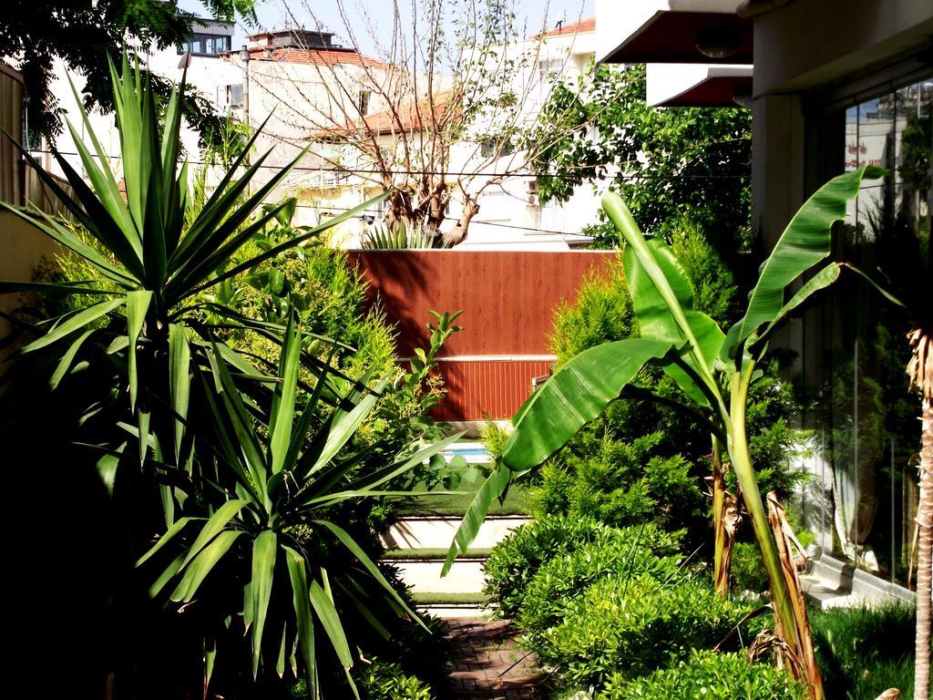 קוסדסי Akman Hotel מראה חיצוני תמונה