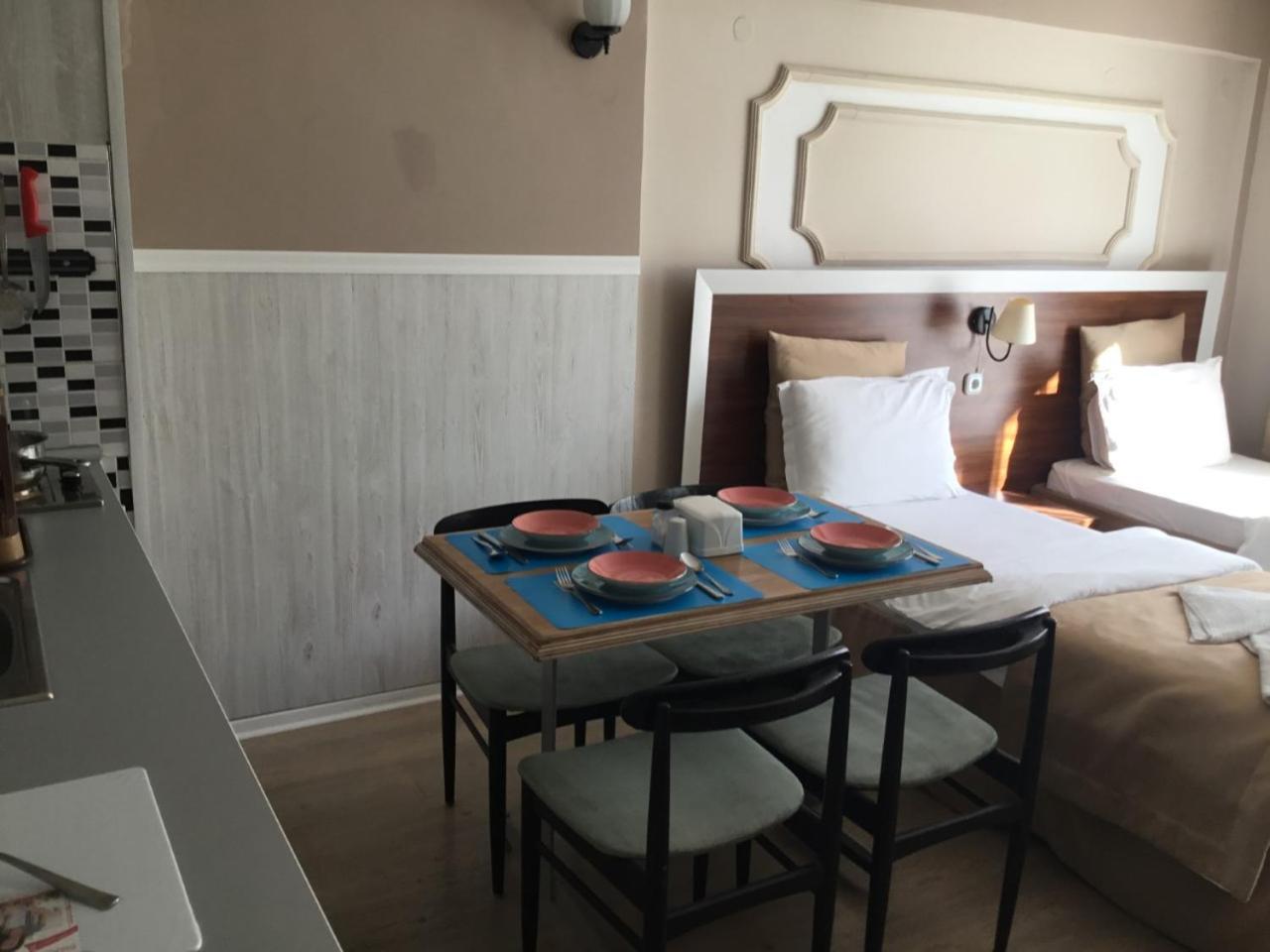 קוסדסי Akman Hotel מראה חיצוני תמונה