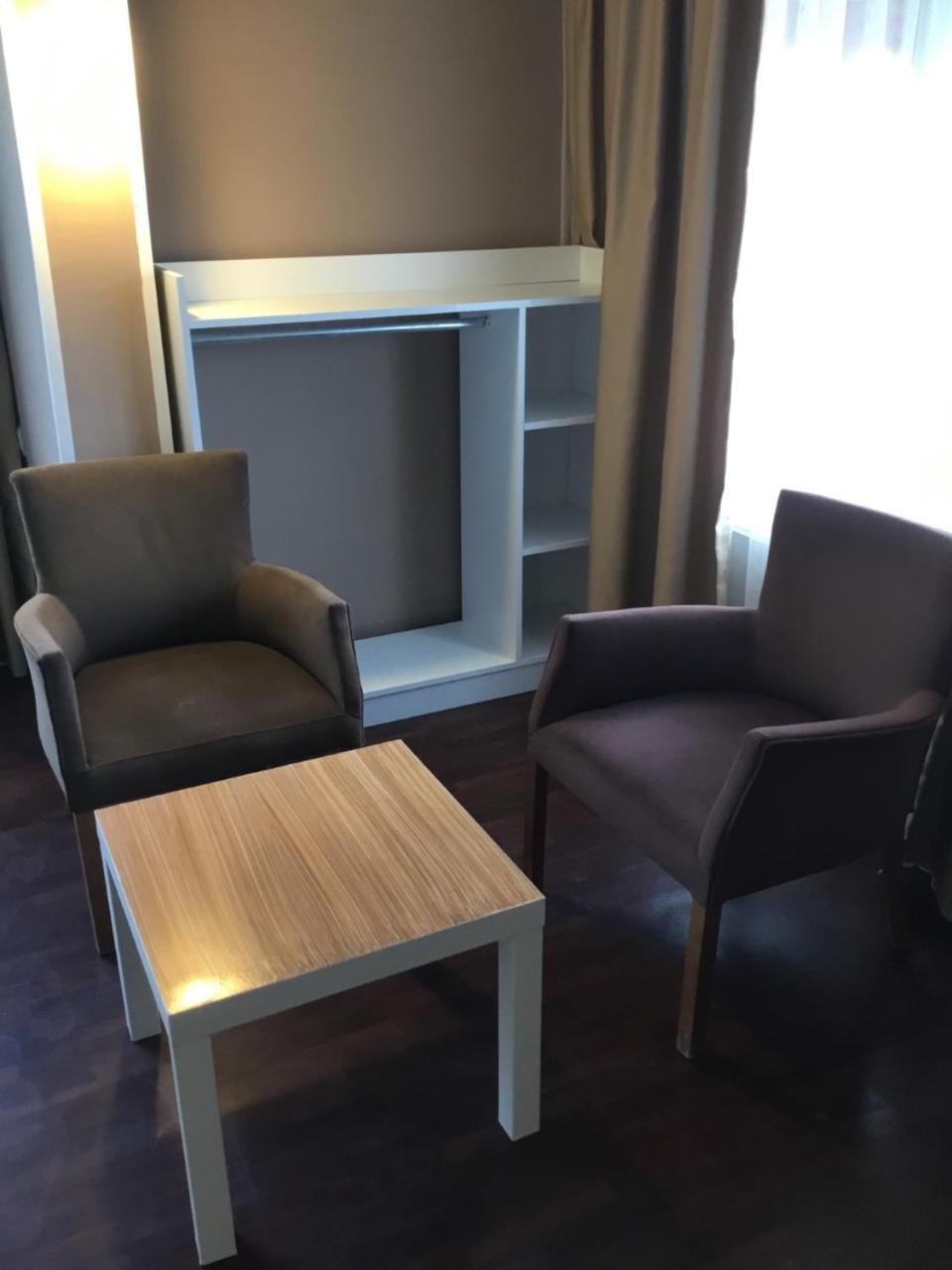 קוסדסי Akman Hotel מראה חיצוני תמונה