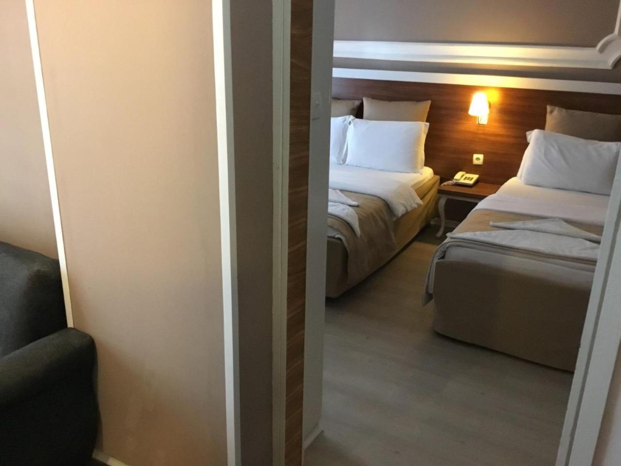 קוסדסי Akman Hotel מראה חיצוני תמונה